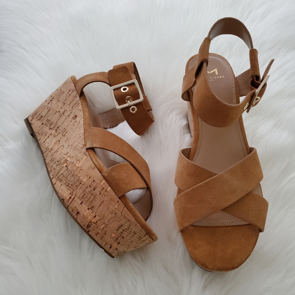 NEW Marc Fisher Suede Platform Sandals Size 10